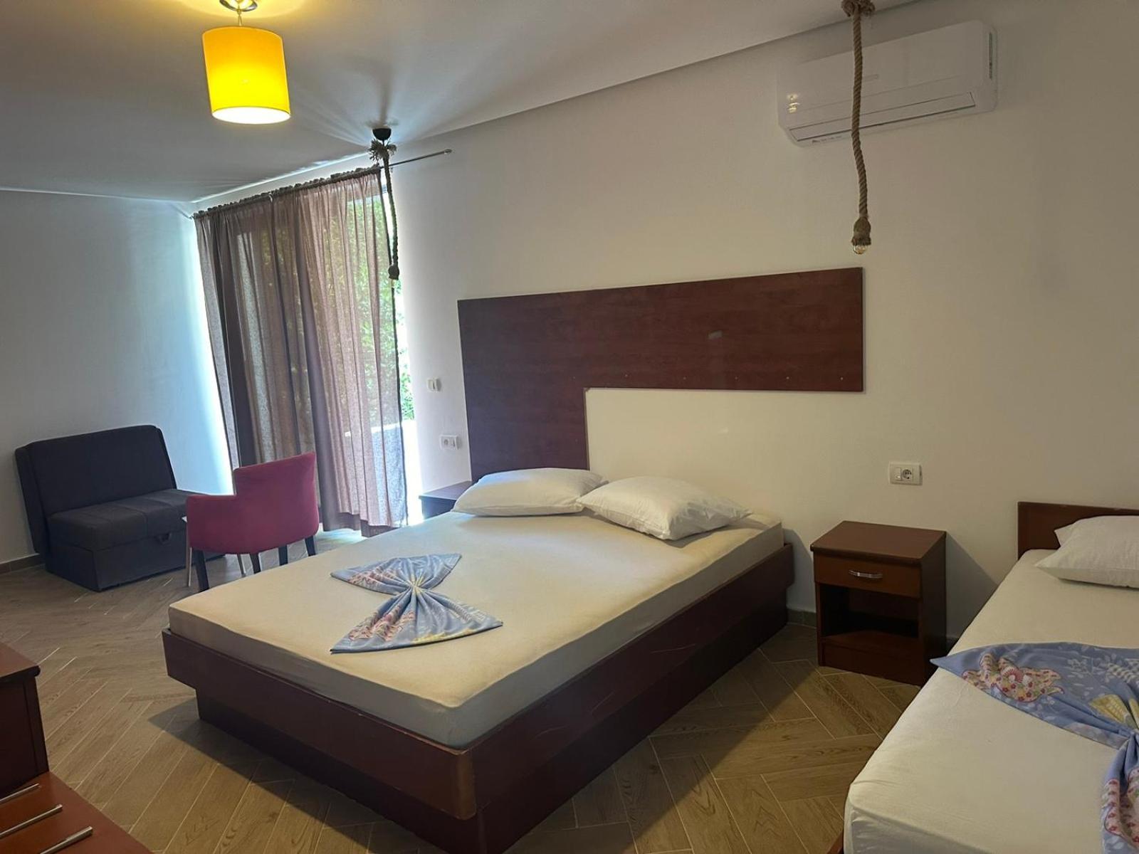 Apartments Prag Ulcinj Exterior photo