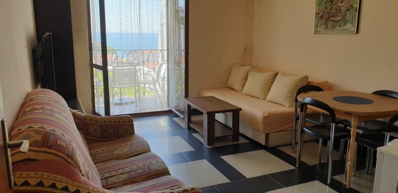 Apartments Prag Ulcinj Exterior photo